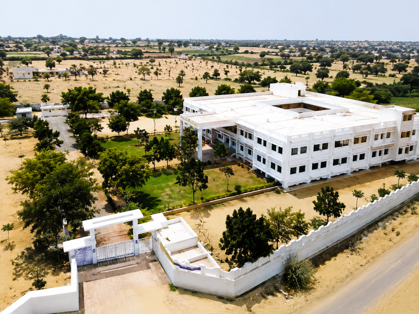 SVM English Medium School campus